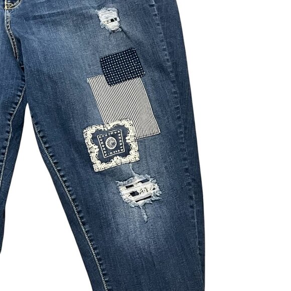 Lane Bryant Womens Distressed Patchwork Boyfriend Jeans Size 28 - Picture 2 of 7